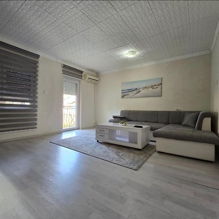 Apartment Center 23 Ποντγορίτσα Εξωτερικό φωτογραφία