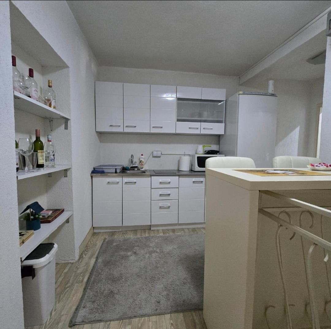 Apartment Center 23 Ποντγορίτσα Εξωτερικό φωτογραφία