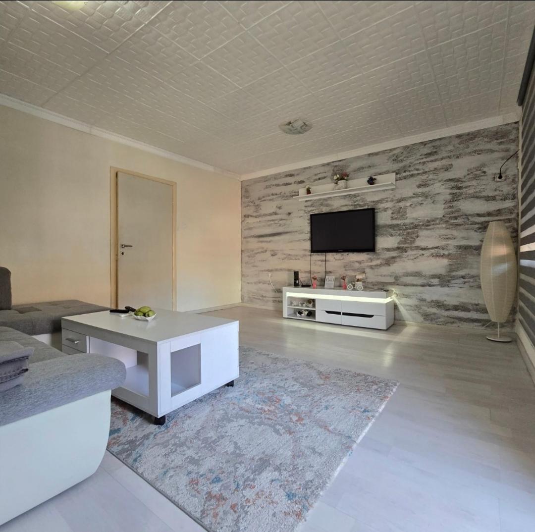 Apartment Center 23 Ποντγορίτσα Εξωτερικό φωτογραφία
