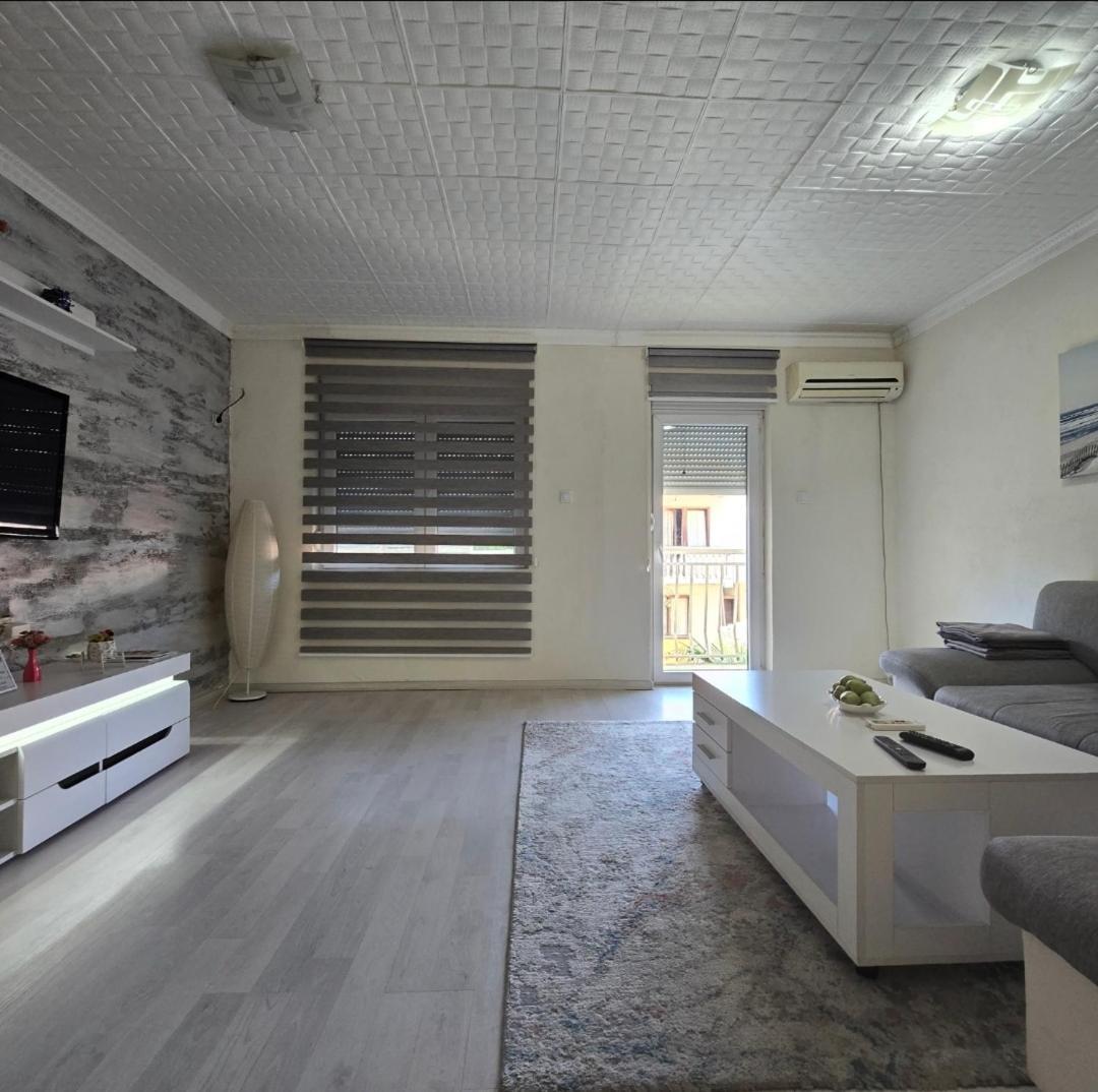 Apartment Center 23 Ποντγορίτσα Εξωτερικό φωτογραφία